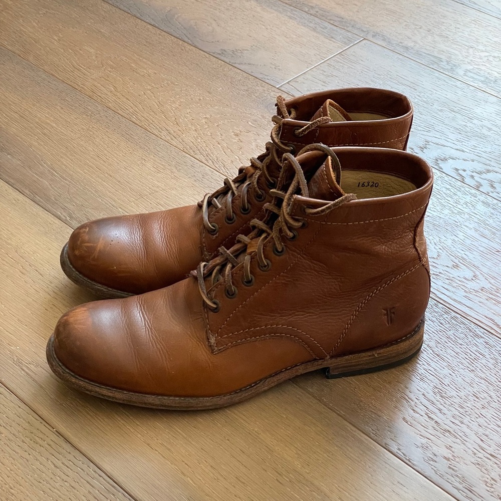 Frye Men's Tan Leather Lace-Up Boots